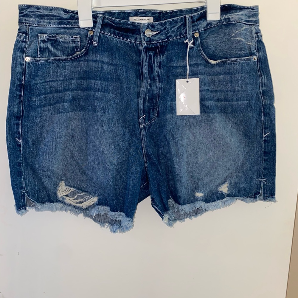 Good American Shorts BLUE197 Size 16 NWT